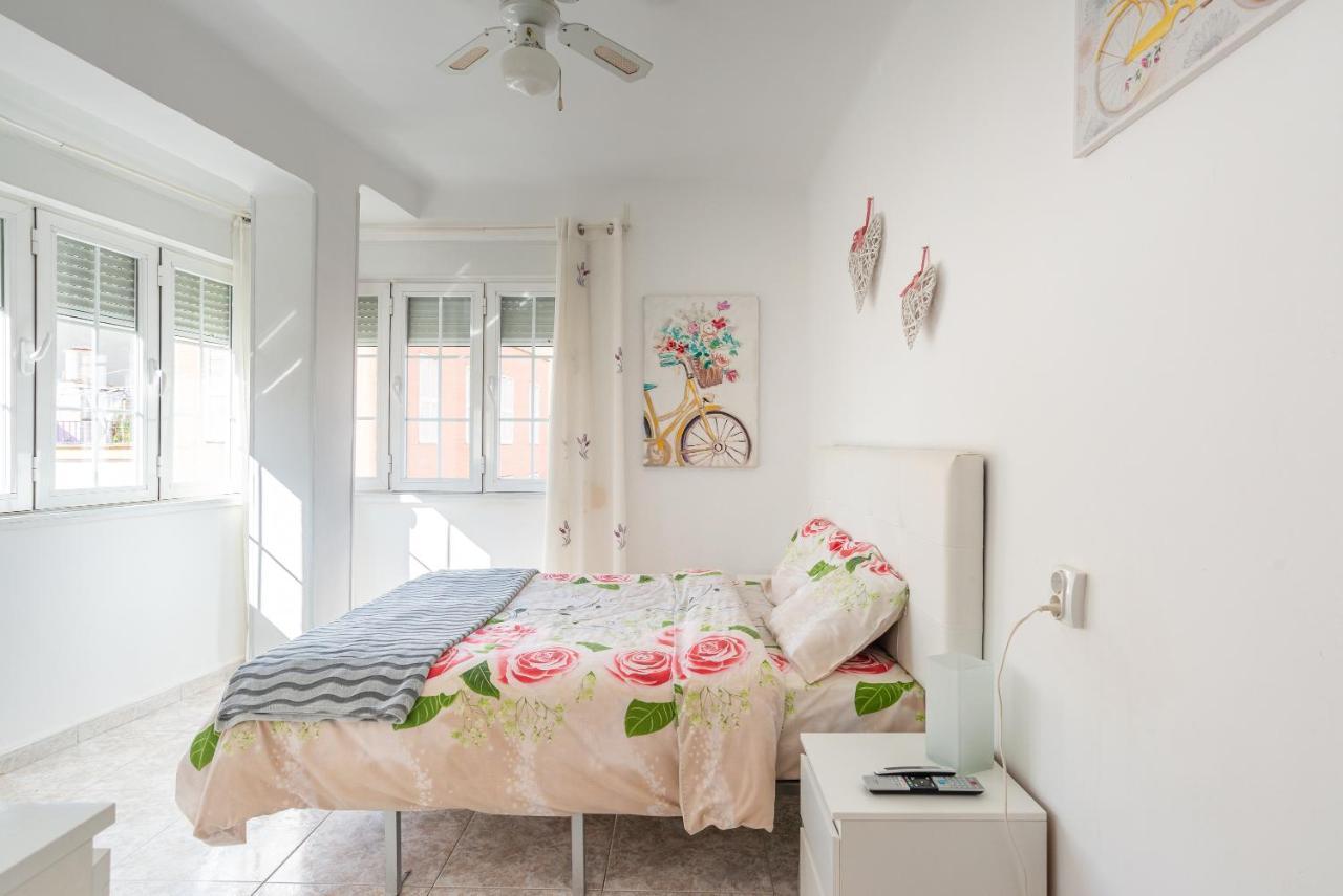 מאלגה Rooms Breeze & Sun מראה חיצוני תמונה